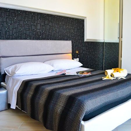 Sottosopra Bed & Breakfast Margherita Di Savoia Luaran gambar